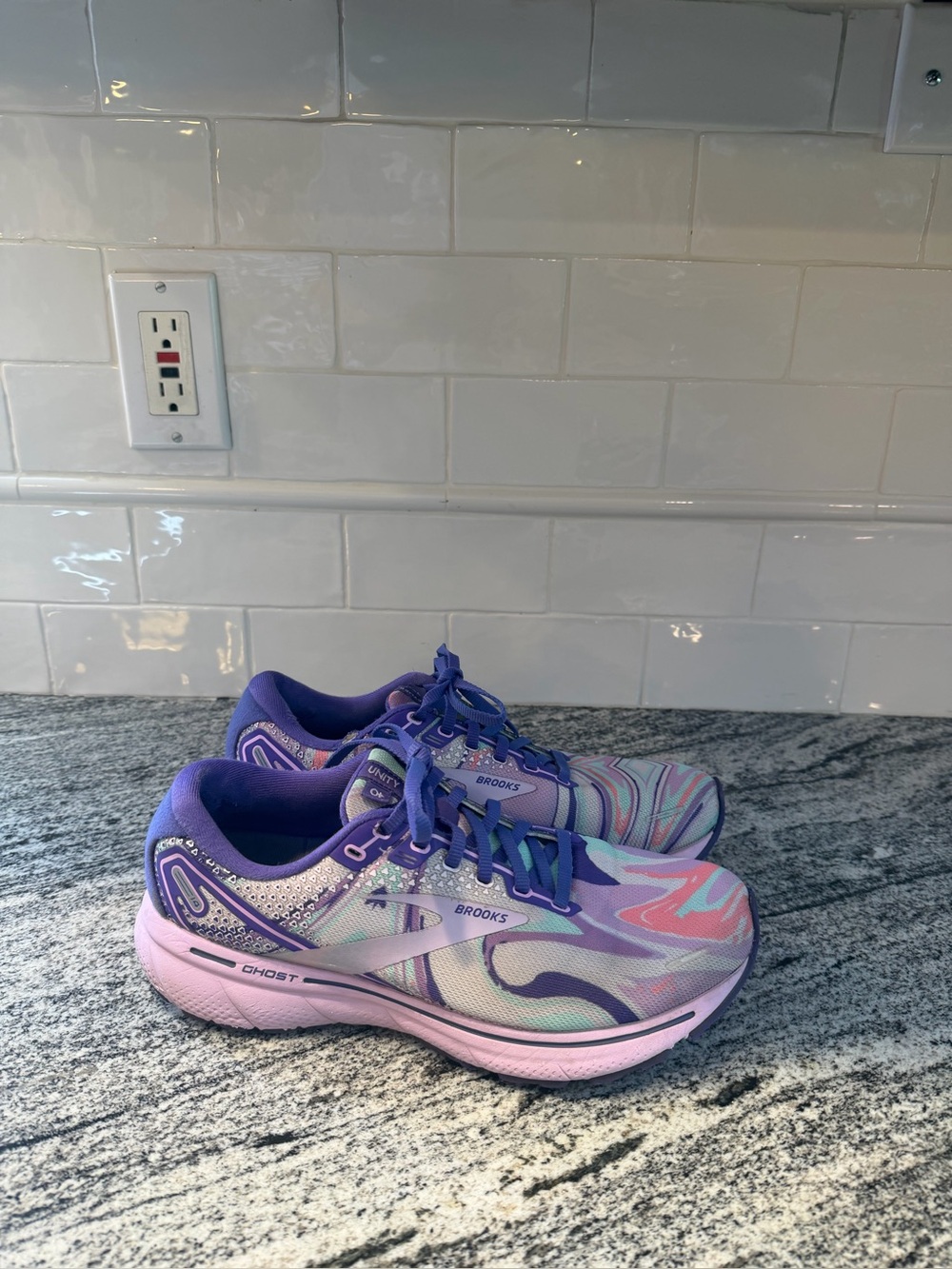Women’s Brooks Ghost 14 Size 9